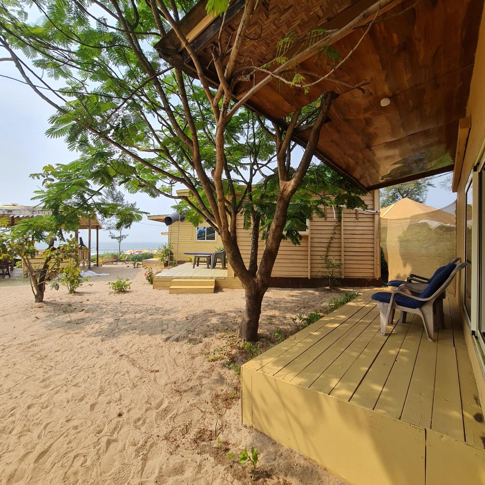 Love Temple Beach Resort Arambol Bagian luar foto